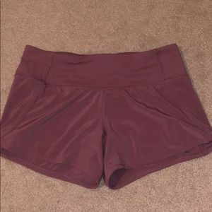 mauve lululemon shorts
